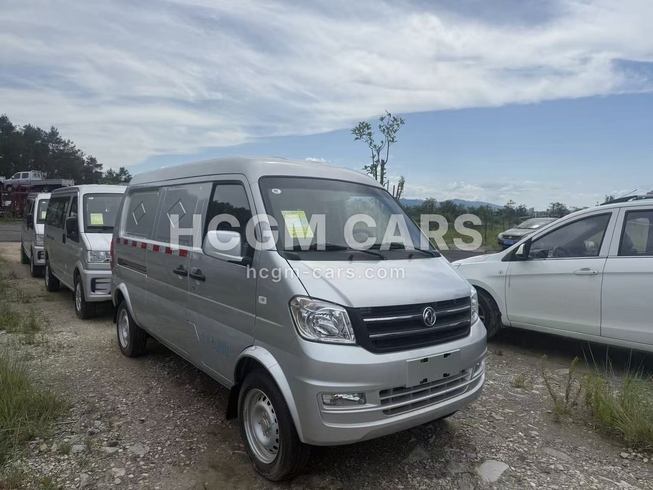 Silver DFSK VAN35 petrol cargo van, front three-quarter view