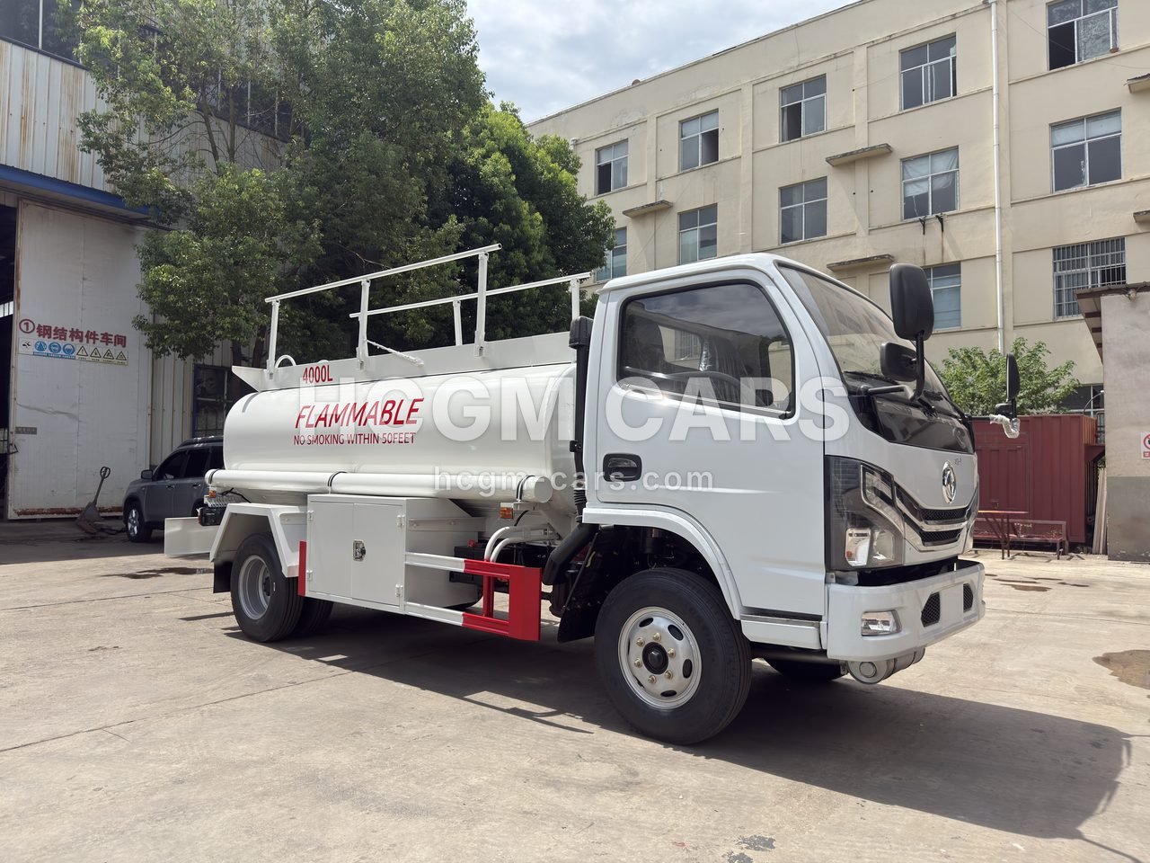 Dongfeng 4,000 litre fuel tanker truck in white, front three-quarter view