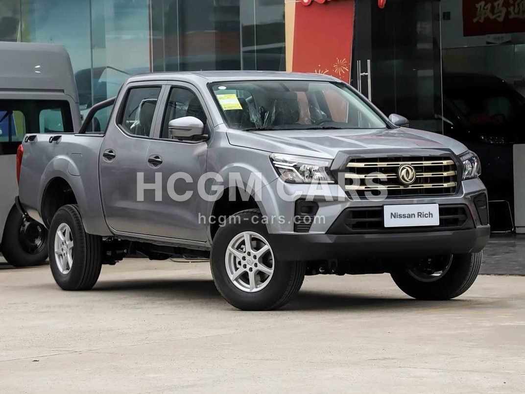 Dongfeng Rich double-cab 4x4 pickup in grey with gold grille, front three-quarter view